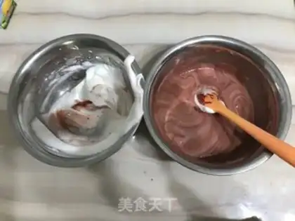 Make Mango with cream chocolate cake step 8