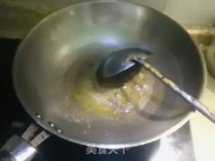 Make Duck blood and garlic step 1
