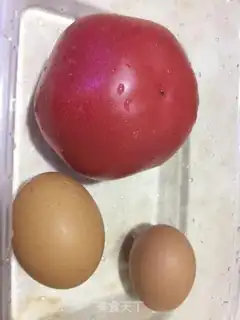 Make Tomato fried eggs step 0