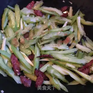 Make Weenie fried celery step 5