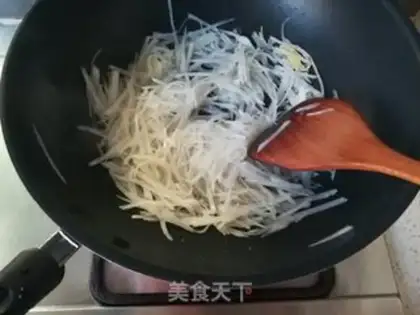 Make Shrimp radish tofu soup step 4