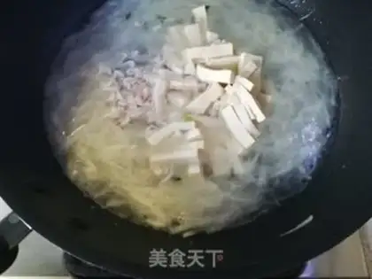 Make Shrimp radish tofu soup step 5