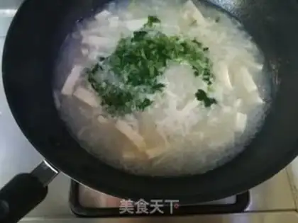 Make Shrimp radish tofu soup step 6