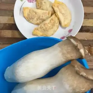Make Egg dumplings, almond mushrooms step 0