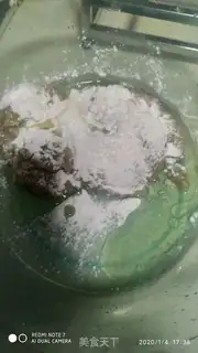 Make Hands on the fishballs step 4