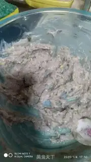 Make Hands on the fishballs step 5
