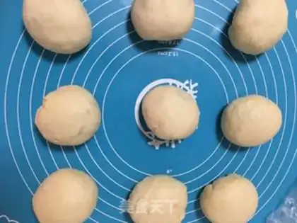 Make Porridge pineapple buns step 7