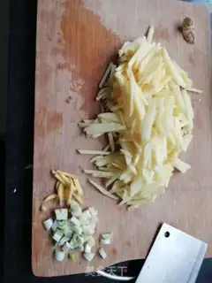 Make Potato cheese fried eggs step 0