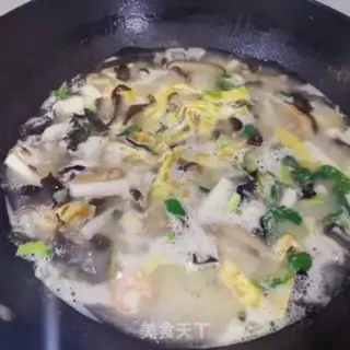 Make Shrimp cactus soup step 8