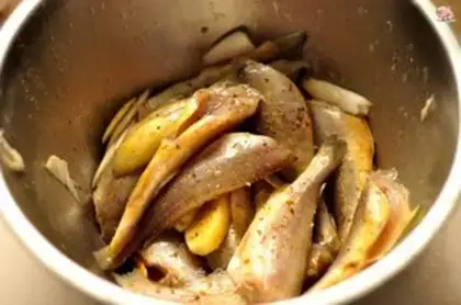 Make Dried and fried yellowfish step 0
