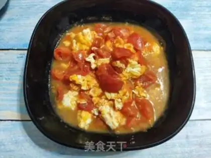 Make Tomato fried eggs step 5