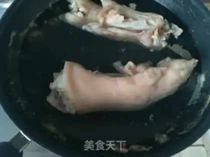 Make Pig hoof freeze step 1