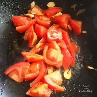 Make Tomato eggnog noodles step 7