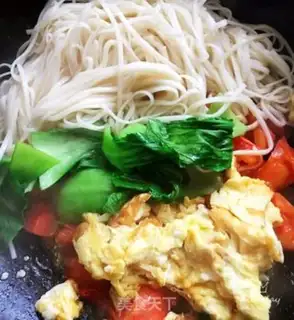Make Tomato eggnog noodles step 9