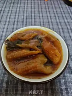 Make Eels with sausages step 1