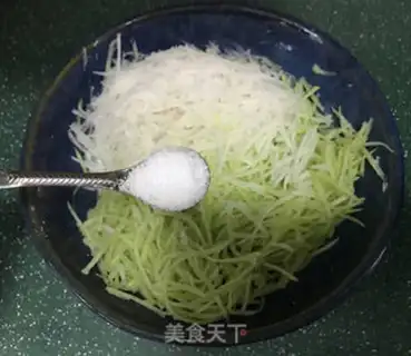 Make Carrot and radish step 1