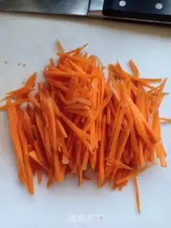Make Five-coloured chicken silk-covered rice step 3