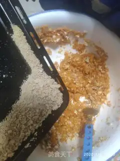 Make Pumpkin Globe Dark step 2