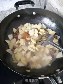 Make Curry Potato Mountain step 2