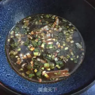 Make Sour shrimp noodles step 3