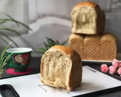 Make A black malt toast with a flamingo step 15