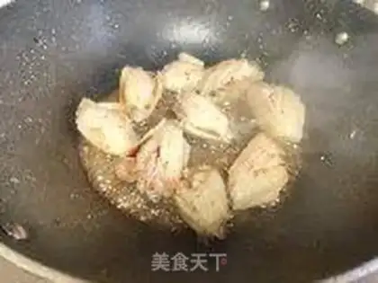 Make ♪ A chicken with a chrysanthemum salad step 1