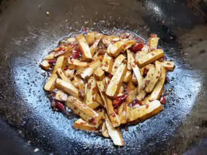 Make Sausage sauce step 6