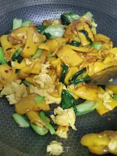 Make Scrambling the yellow beego step 7