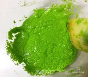 Make Six inches of spinach juice step 3