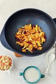 Make Spicy flowers step 8