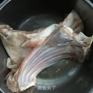 Make Clean up the radish lamb chops step 0