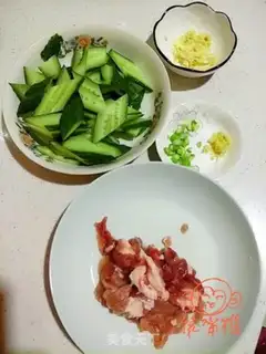 Make cucumber meat step 0