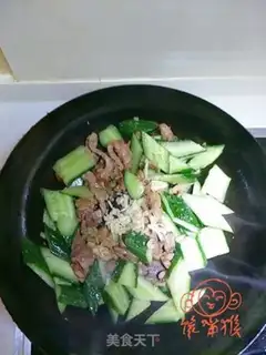 Make cucumber meat step 6