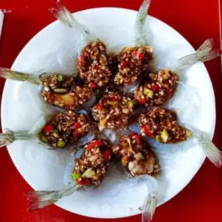 Make A garlic fan with a back shrimp step 5
