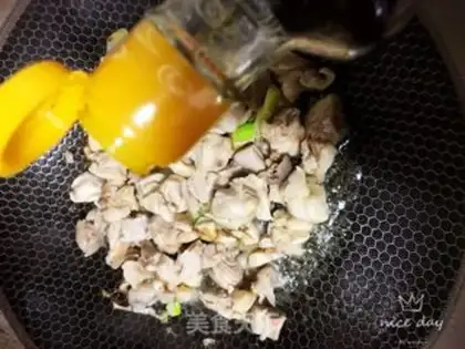 Make Black pepper potato chicken step 7