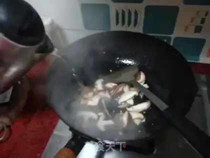 Make Meatball mushroom noodles step 3