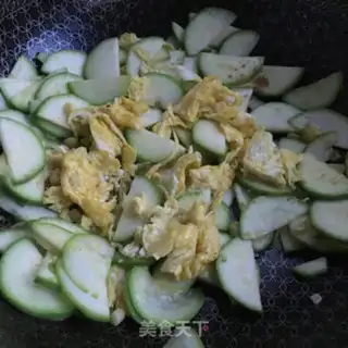 Make Cracker eggs step 6