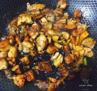 Make Black pepper potato chicken step 10