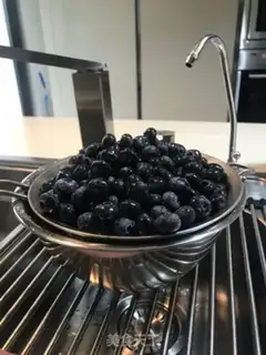 Make Blueberry jam step 1