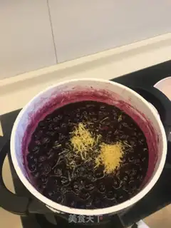 Make Blueberry jam step 5