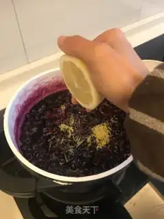 Make Blueberry jam step 6