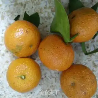 Make "Red-tree apple orange water." step 0