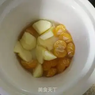 Make "Red-tree apple orange water." step 2