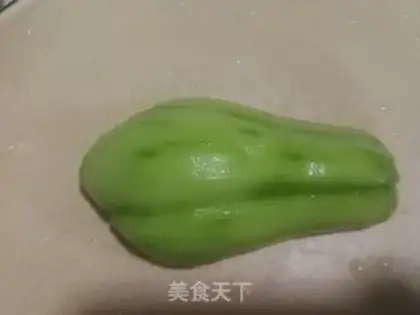 Make Shrimp hides and guacamole step 1
