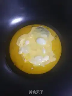 Make Scrambled eggs step 3