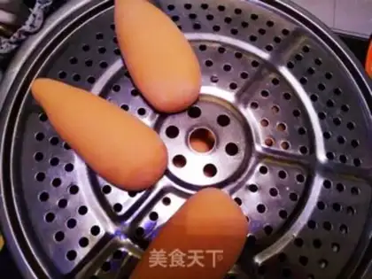 Make Carrot buns step 4