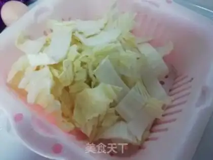 Make Egg sausage noodles step 0