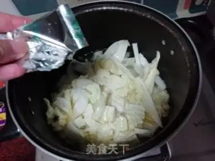 Make Egg sausage noodles step 6