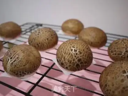 Make Mushroom-type buns step 8