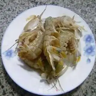 Make Shrimp makes radish step 1